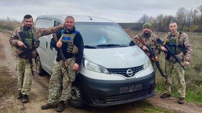 "Нас не подолали тоді — не переможуть і тепер": історія вінничанина, який був розвідником у Дебальцевому "Нас не подолали тоді — не переможуть і тепер": історія вінничанина, який був розвідником у Дебальцевому