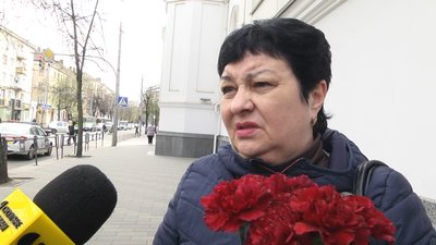 У Житомирі попрощалися із 52-річним військовим Юрієм Кравчуком У Житомирі попрощалися із 52-річним військовим Юрієм Кравчуком