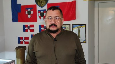 Родинна реліквія як оберіг: ікону з Рівненщини передадуть бійцям ТрО Волині на передову Родинна реліквія як оберіг: ікону з Рівненщини передадуть бійцям ТрО Волині на передову