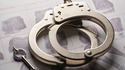 Поліцейському з Кіровоградщини, який побив місцевого жителя, обрали запобіжний захід