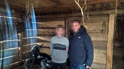На Закарпатті неповнолітній вкрав мотоцикл у свого односельця, — поліція На Закарпатті неповнолітній вкрав мотоцикл у свого односельця, — поліція