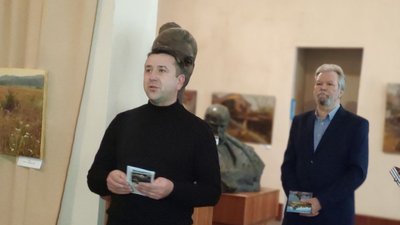 У Тернополі презентували персональну виставку харківського художника У Тернополі презентували персональну виставку харківського художника