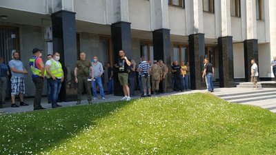 Волинські АТОвці вимагають зустрічі з головою ОДА Волинські АТОвці вимагають зустрічі з головою ОДА