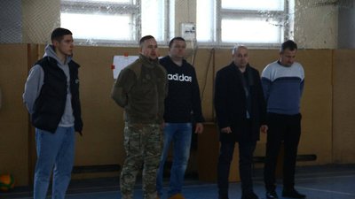 На Тернопільщині під час благодійного турніру збирали гроші для батальйону Арсена Дмитрика На Тернопільщині під час благодійного турніру збирали гроші для батальйону Арсена Дмитрика