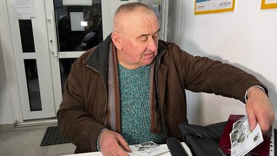 "Зброя перемоги": в Тернополі погасили марки "Зброя перемоги": в Тернополі погасили марки