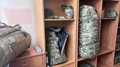 Підприємство виготовляє наплічники, зокрема для операторів дронів Підприємство виготовляє наплічники, зокрема для операторів дронів