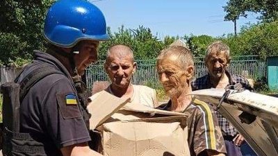 На Луганщину 9 червня рятувальники привезли 32 тонни води та гуманітарні набори