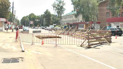 У Хмельницькому в середмісті ремонтують за 6 мільйонів каналізаційний колектор