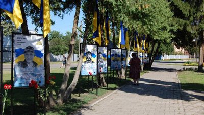 У Гребінці на Полтавщині облаштовують Алею пам’яті Героїв за гроші меценатів