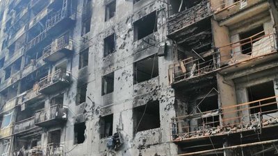"Чоловіки виносили людей, які померли на вулицю під дерева". Родина священника майже два місяці провела в окупації "Чоловіки виносили людей, які померли на вулицю під дерева". Родина священника майже два місяці провела в окупації