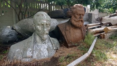 "Територія терору": на Полтавщині створять експозицію із радянськими пам’ятниками