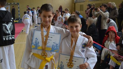 Черкаські спортсмени здобули низку медалей на турнірі з тхеквондо