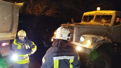 У Запоріжжі рятувальники ДСНС здійснили два виїзди на допомогу водіям