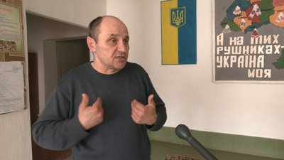 Директор Поляницької школи Зеновій Дубів Директор Поляницької школи Зеновій Дубів