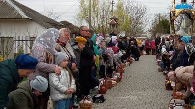 "З урочистою молитвою і радістю про Воскреслого Спасителя зустріли Великдень" — керуючий Херсонською єпархією ПЦУ "З урочистою молитвою і радістю про Воскреслого Спасителя зустріли Великдень" — керуючий Херсонською єпархією ПЦУ