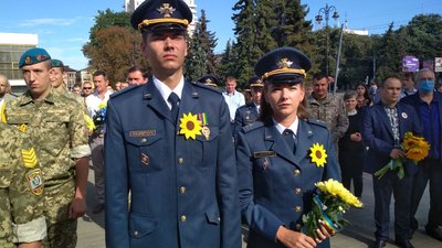 "Поки ми живі, будемо добиватися, щоб винні були покарані", - захисник України, у день пам'яті "Поки ми живі, будемо добиватися, щоб винні були покарані", - захисник України, у день пам'яті