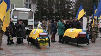 Попрощалися з Олексієм Осадчим та Едуардом Гриньком