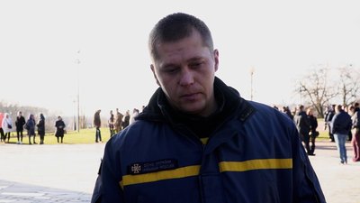 Рятуючи побратима загинув сам: у Чернігові попрощалися з бойовим 23-річним медиком Рятуючи побратима загинув сам: у Чернігові попрощалися з бойовим 23-річним медиком