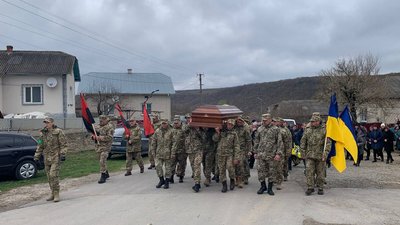 На Тернопільщині попрощалися з двома бійцями На Тернопільщині попрощалися з двома бійцями