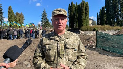 Побратим Побратим