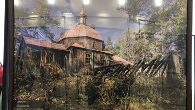 Фотовиставку дерев’яних церков "Wooden treaasure" відкрили в Ужгороді Фотовиставку дерев’яних церков "Wooden treaasure" відкрили в Ужгороді