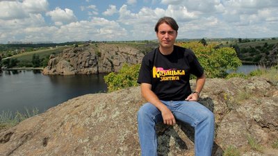 "Не віриться, що він міг накласти на себе руки". Друзі про смерть запорізького волонтера Юрія Хохлова "Не віриться, що він міг накласти на себе руки". Друзі про смерть запорізького волонтера Юрія Хохлова