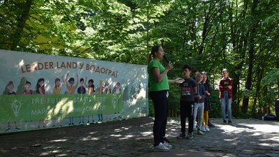 Походи та майстеркласи: як відпочивають діти на Закарпатті
