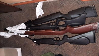 Рушниці, ножі, вудки: на Закарпатті пограбували мисливсько-рибальський магазин Рушниці, ножі, вудки: на Закарпатті пограбували мисливсько-рибальський магазин