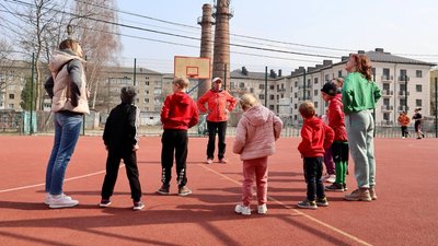 У Коломиї на Івано-Франківщині організували спортивне дозвілля для дітей-переселенців