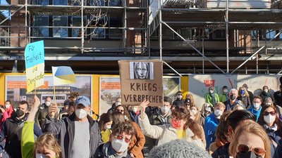 У Німеччині українці допомагають своїй державі У Німеччині українці допомагають своїй державі