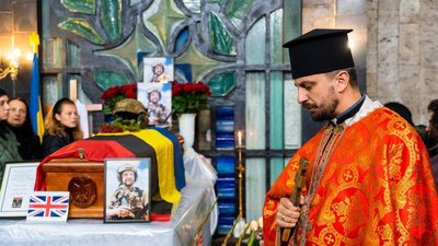 У Тернополі попрощалися з бійцем, який приїхав захищати Україну з Великобританії