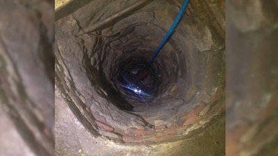 На Львівщині рятувальники витягнули з колодязя 7-річну дитину
