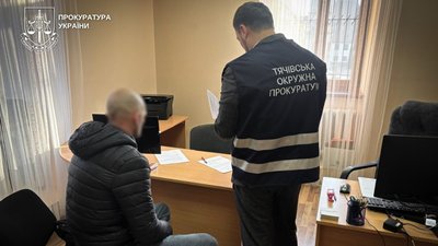 Понад мільйон збитків на закупівлі вживаної техніки: на Закарпатті підозрюють експосадовця