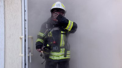 У Миколаєві горіло складське приміщення У Миколаєві горіло складське приміщення