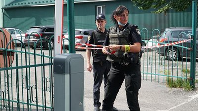Повідомлення про замінування автомобіля в Тернополі не підтвердилося Повідомлення про замінування автомобіля в Тернополі не підтвердилося