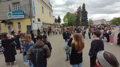 У Луцьку організували акцію на підтримку полонених азовців У Луцьку організували акцію на підтримку полонених азовців