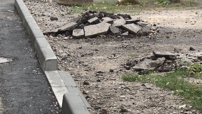 Внутрішньоквартальний проїзд до миколаївського будинку. Хто відповідає за благоустрій Внутрішньоквартальний проїзд до миколаївського будинку. Хто відповідає за благоустрій