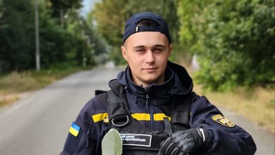 "Всіх лякає війна, але якщо ти стоятимеш осторонь — вона лякатиме більше": історія піротехніка Мар’яна Лазаря
