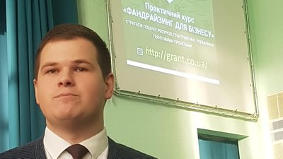 Обов’язкова вакцинація для освітян та держслужбовців. Що не так Обов’язкова вакцинація для освітян та держслужбовців. Що не так
