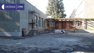 У Сумській школі №9 до 1 вересня не закінчили ремонт У Сумській школі №9 до 1 вересня не закінчили ремонт