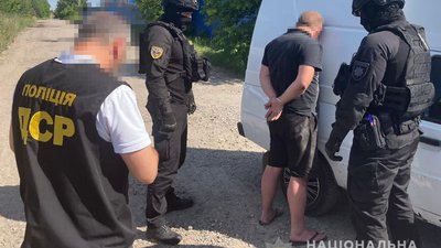 Фальсифікат на пів мільйона гривень: на Хмельниччині затримали зловмисників