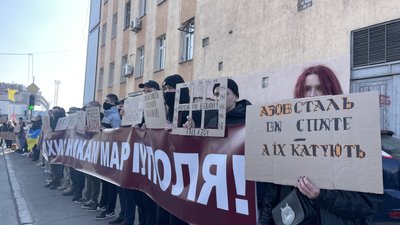 "Чекаємо обмінів": в Одесі відбулась мовчазна акція на підтримку військовополонених