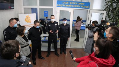 "Кадетський корпус поліції": у Вінниці стартував проєкт для підготовки майбутніх полісменів "Кадетський корпус поліції": у Вінниці стартував проєкт для підготовки майбутніх полісменів
