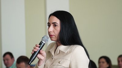 Наталія Хольченкова, депутатка міськради від фракції "Рідний дім" Наталія Хольченкова, депутатка міськради від фракції "Рідний дім"
