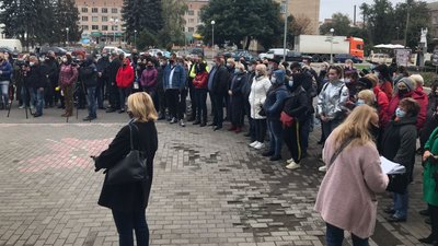 У Смілі люди мітингують проти впровадження "червоної" зони