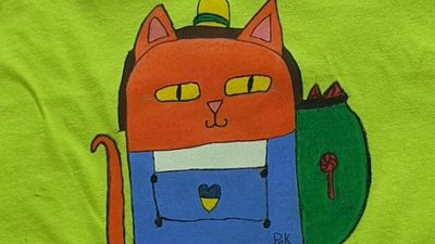 Житомирський школяр виготовляє авторські патріотичні принти на одязі Житомирський школяр виготовляє авторські патріотичні принти на одязі