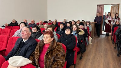 Учасники заходу з вшанування пам'яті народного депутата України Левка Крупи Учасники заходу з вшанування пам'яті народного депутата України Левка Крупи