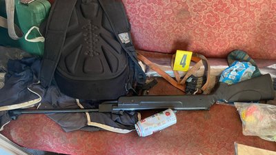 На Сумщині взяли під варту чоловіка, якого підозрюють у вбивстві 7-річного племінника