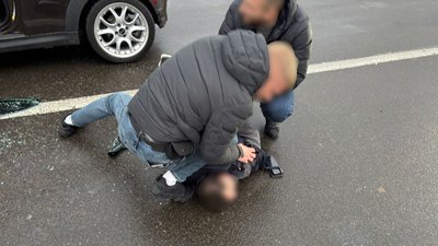 Затримання підозрюваного у зламі машини у Луцьку, 4 листопада 2025 рік