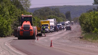 Ремонт шляхів на Прикарпатті: в Службі автомобільних доріг розповіли про плани на рік